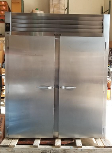 Traulsen RRI232LRIFHS 68" Two Section Roll In Refrigerator 115V Tested Excellent